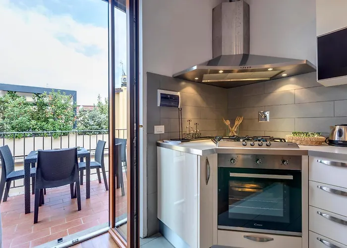 Malavolta Apartment By Mamo Florence